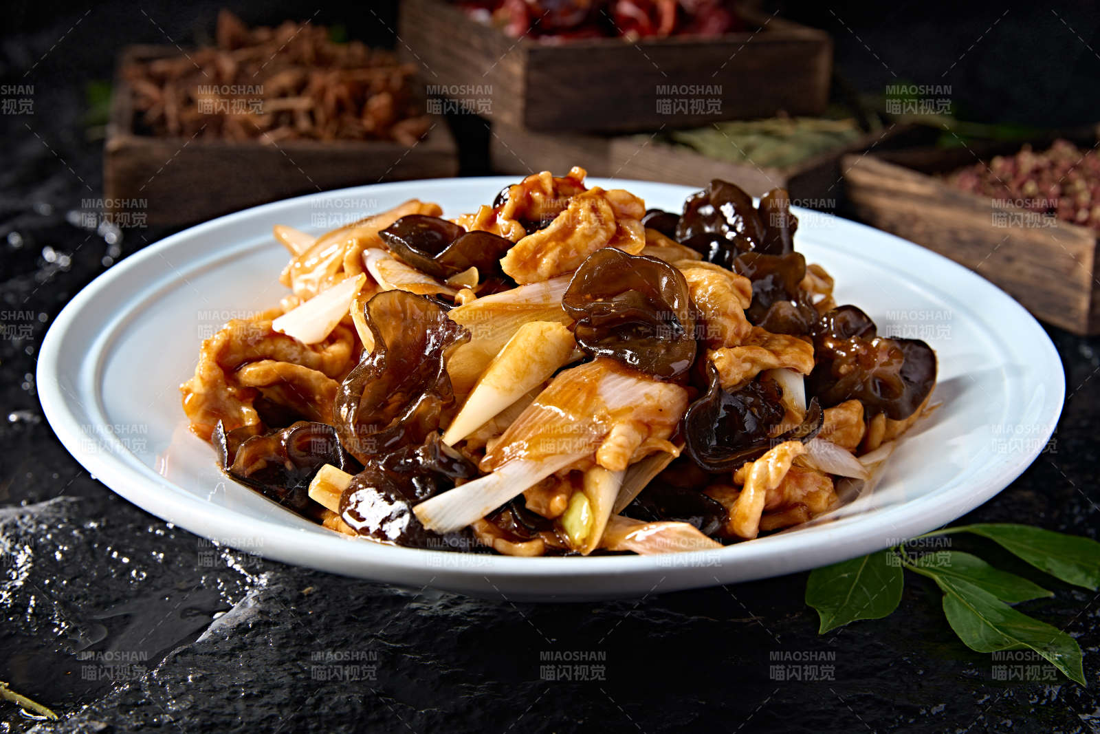 中餐木耳葱烧木须肉图片