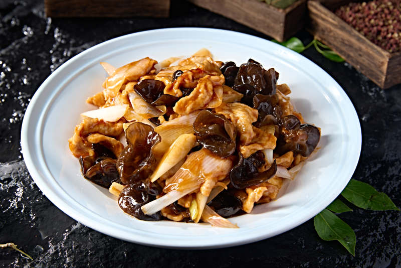 中餐木耳葱烧木须肉图片