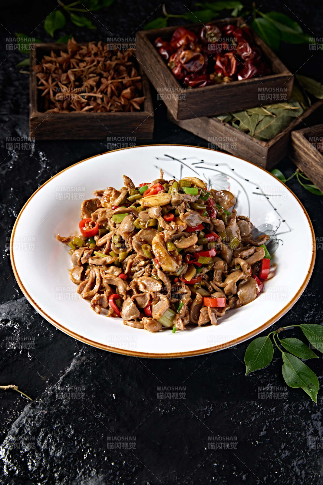 湘味小炒酸豆角沫剁椒蒜子炒鸡胗图片