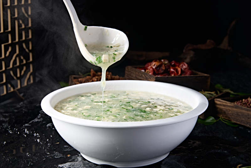 中餐美食葱香蛋花豆腐羹图片