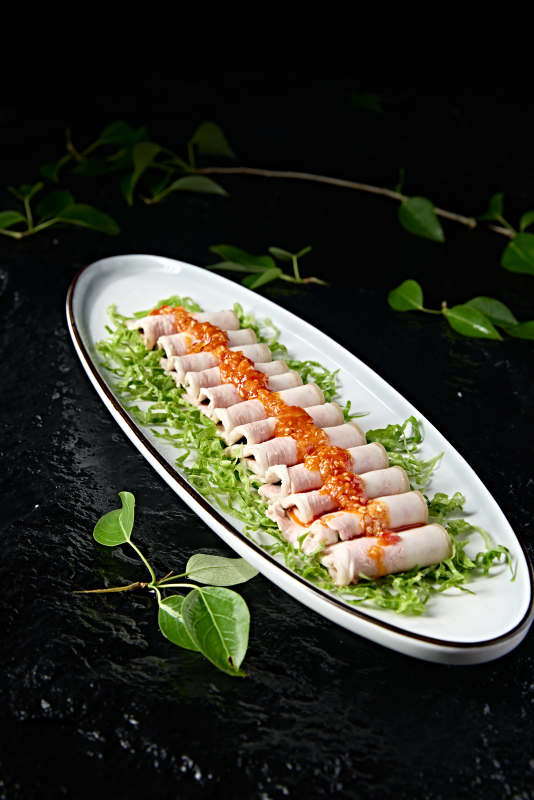 精美凉菜烧白肉配鲜椒酱图片