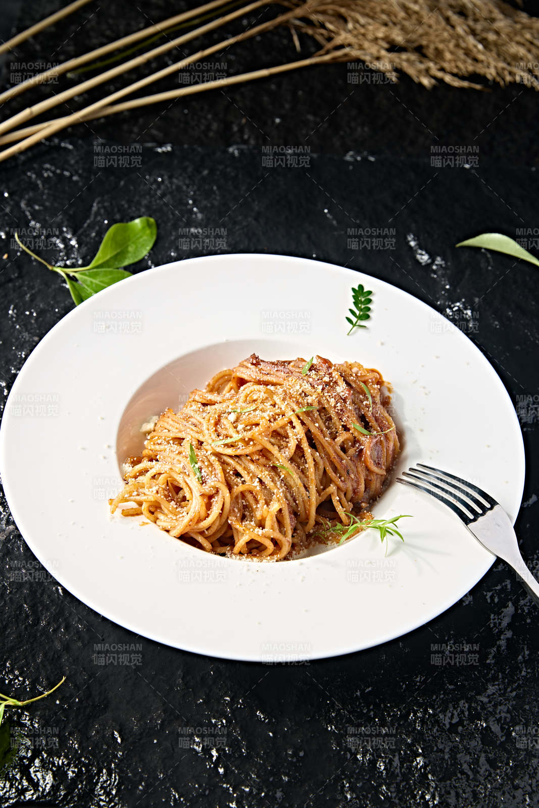 西餐美食意大利肉酱面图片