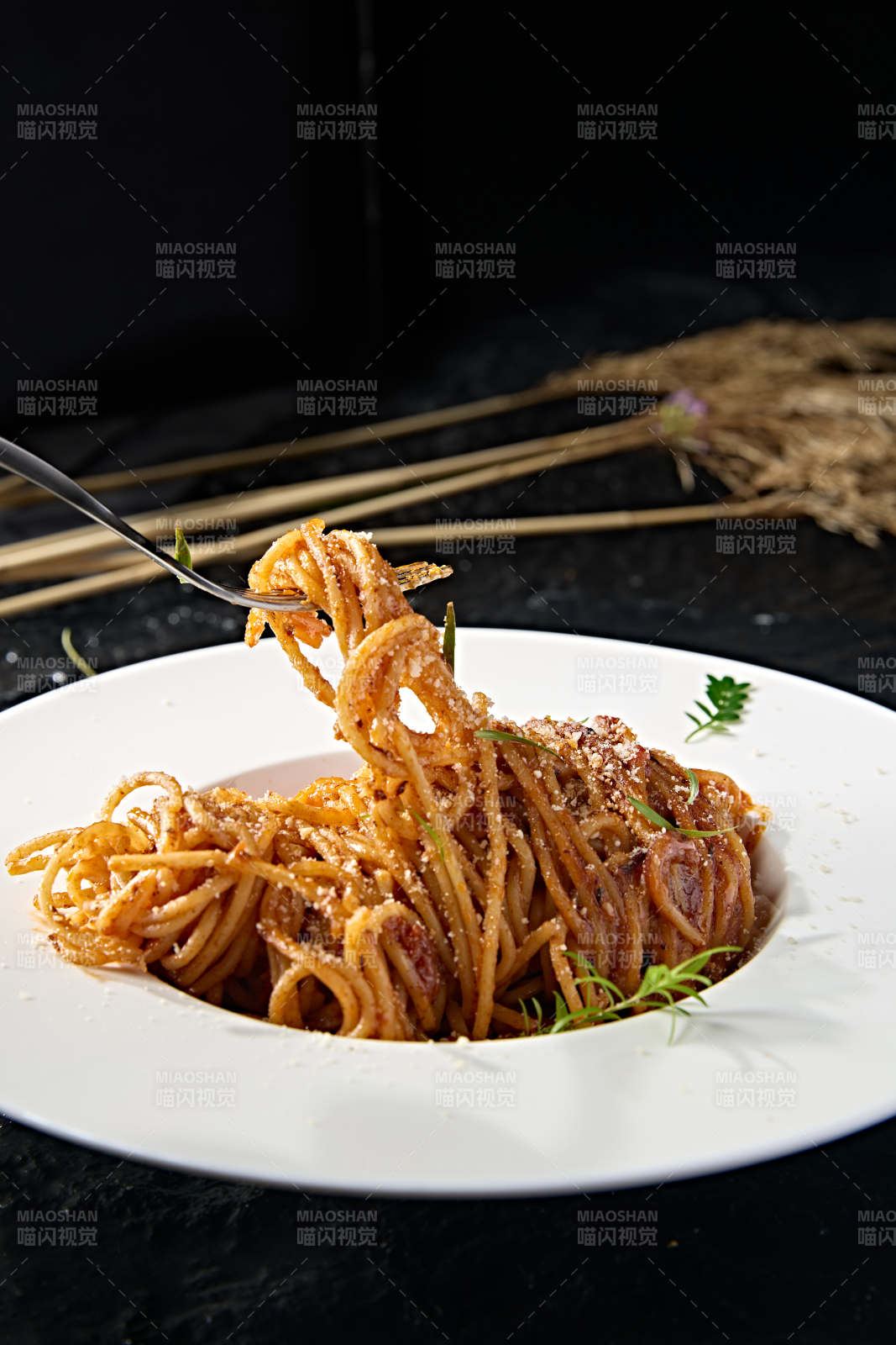 西餐美食意大利肉酱面图片