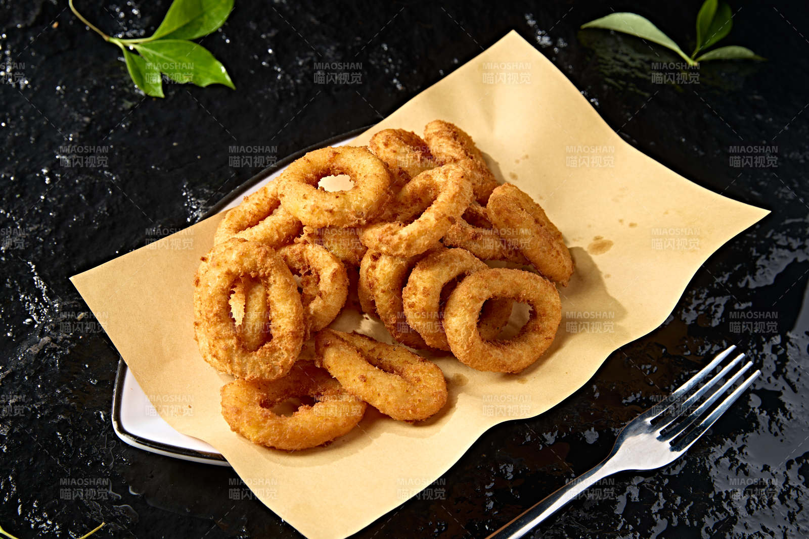 快餐美食油炸鸡肉炸洋葱圈图片