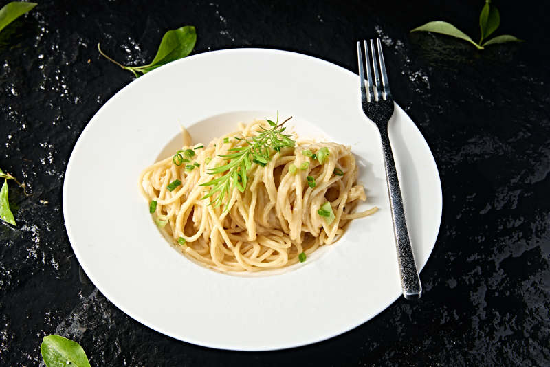 西餐美食奶油芝士意面图片