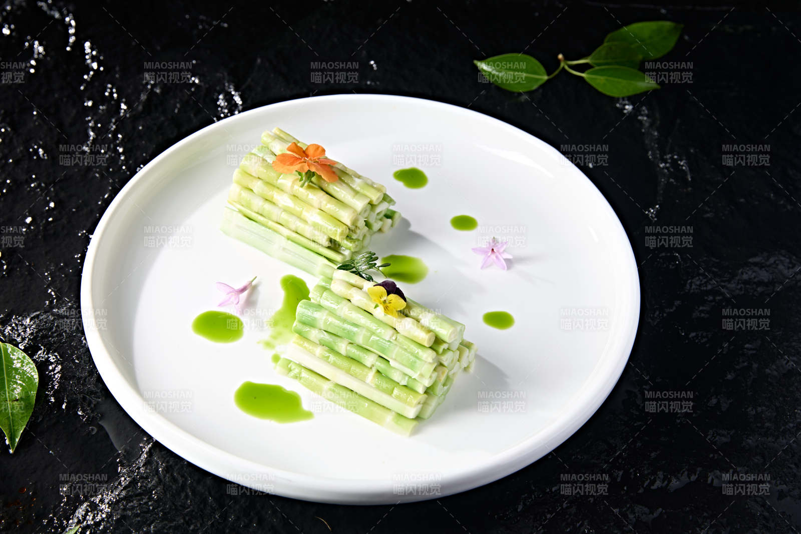 精美凉菜盐水笋尖图片