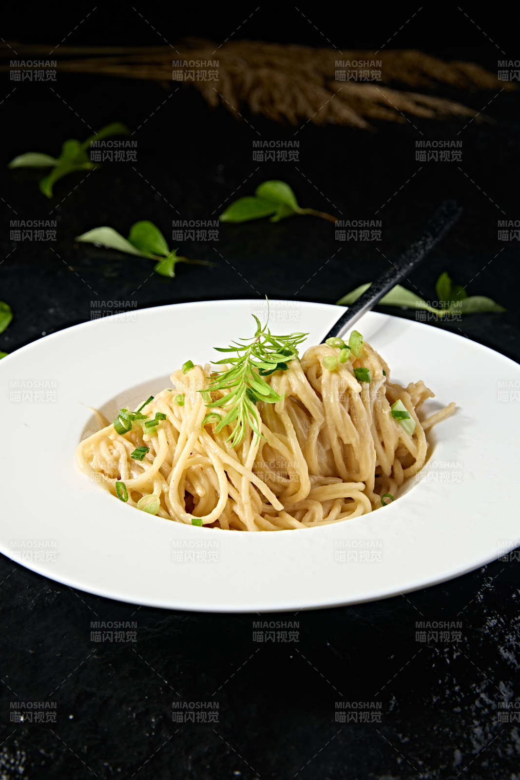 西餐美食奶油芝士意面图片