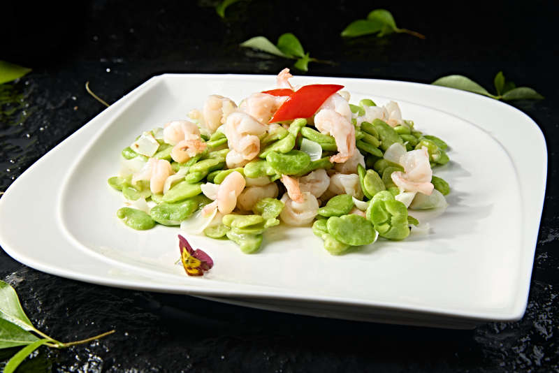 中餐美食百合蚕豆清炒大虾仁图片