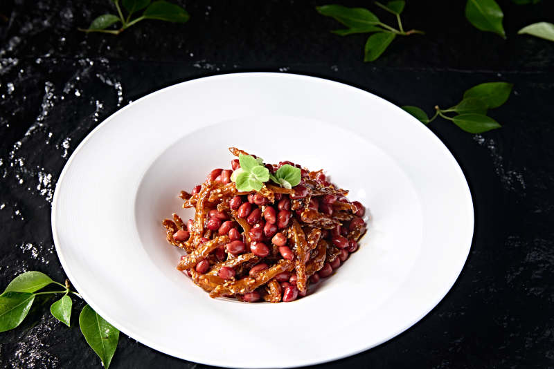 芝香油炸香酥小银鱼拌花生米图片