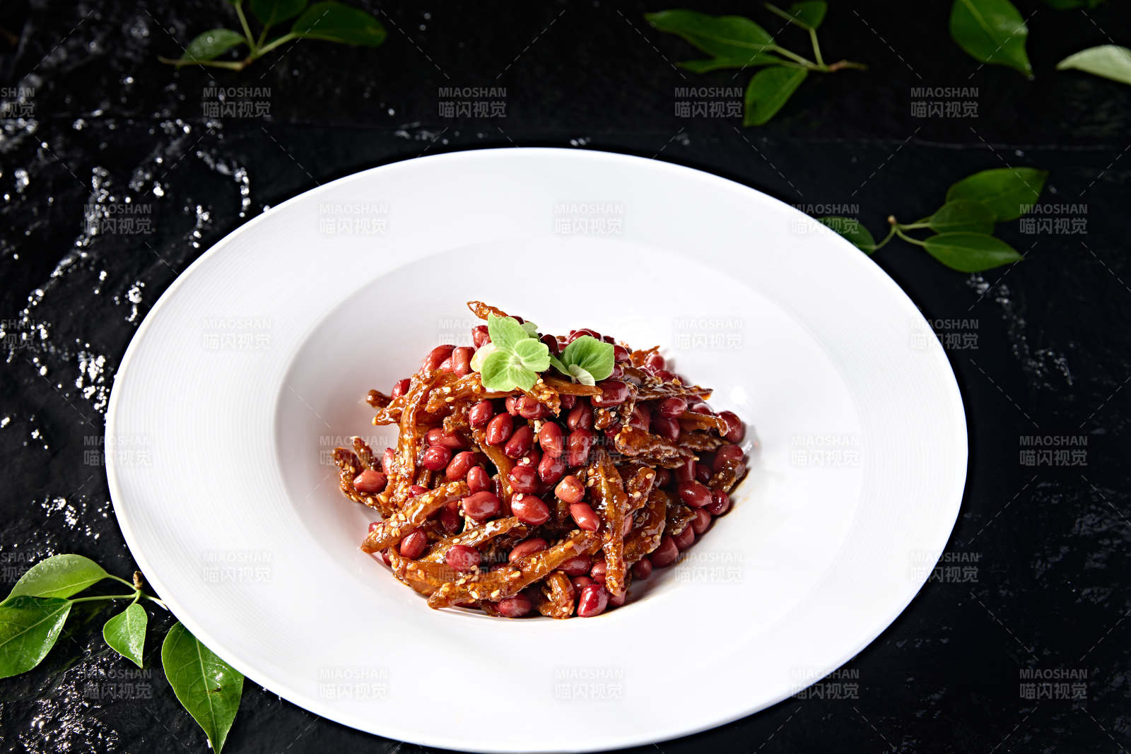 芝香油炸香酥小银鱼拌花生米图片