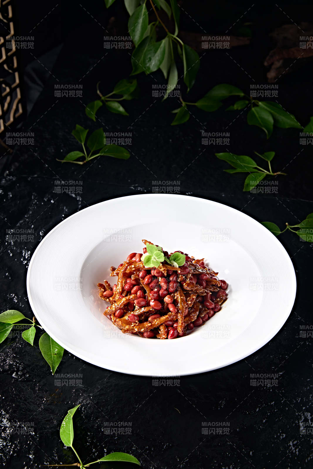 芝香油炸香酥小银鱼拌花生米图片