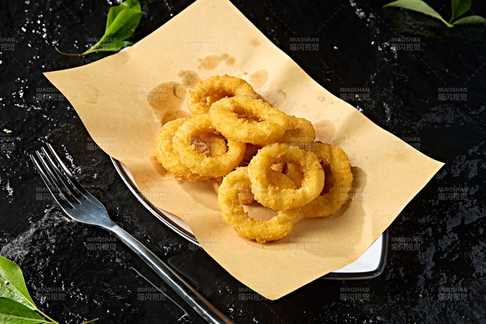 快餐美食油炸鸡肉炸洋葱圈图片