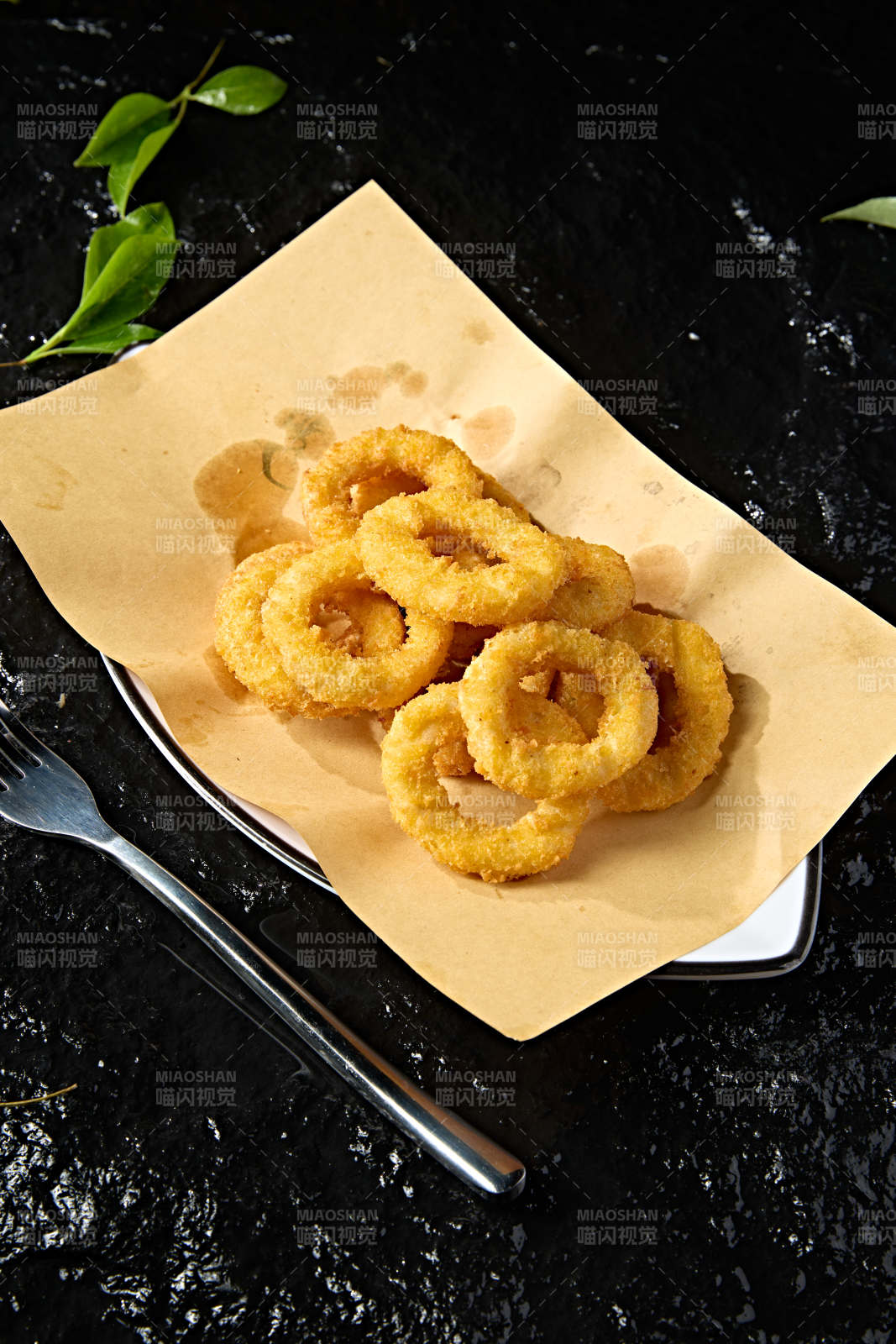 快餐美食油炸鸡肉炸洋葱圈图片