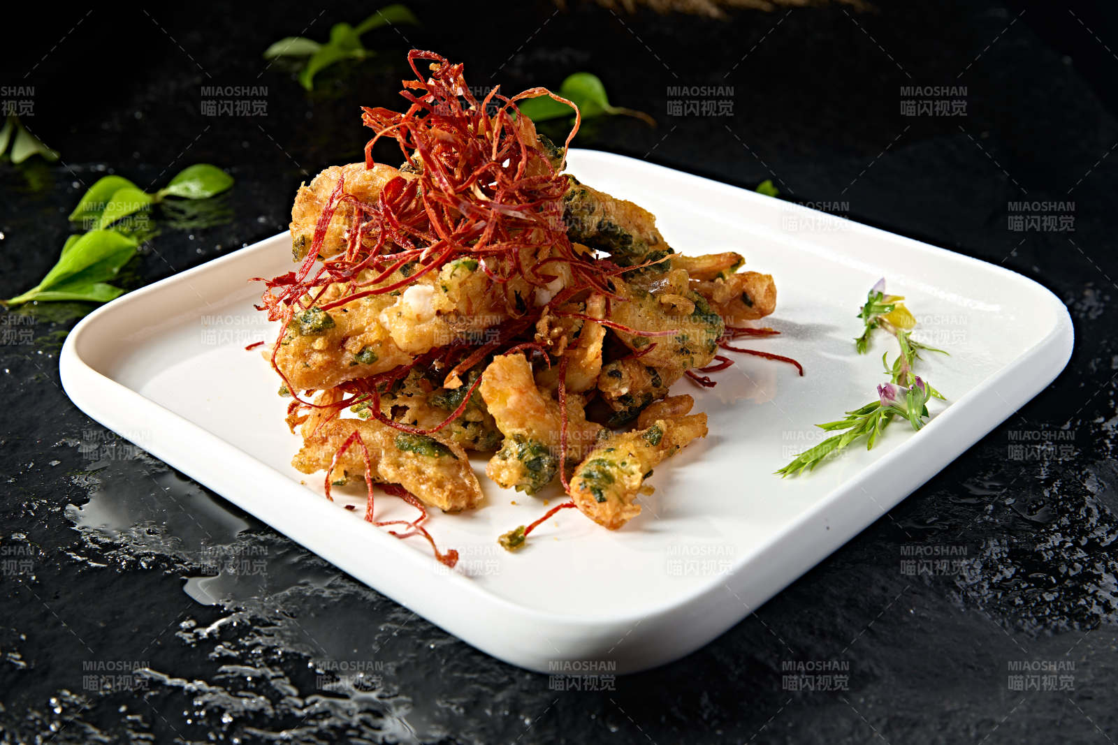 总参没事辣椒丝葱香炸大虾图片