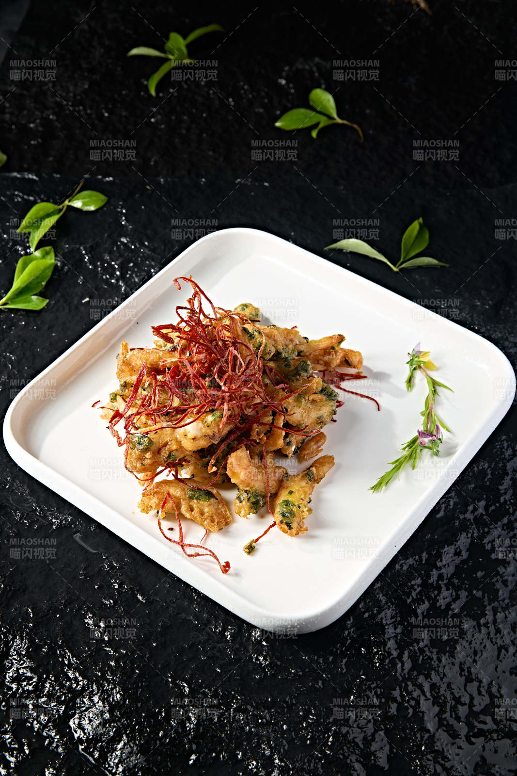 总参没事辣椒丝葱香炸大虾图片