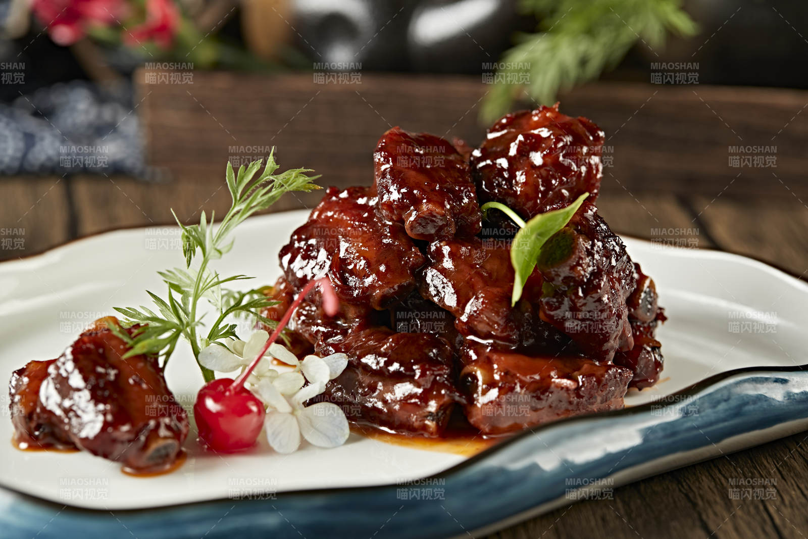 红烧蜜香糖醋猪排骨图片