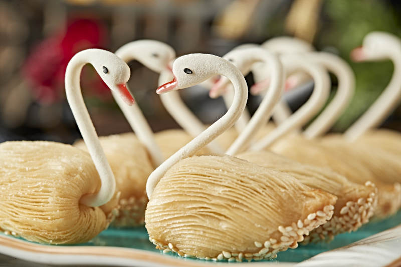 港式茶餐天鹅榴莲酥图片