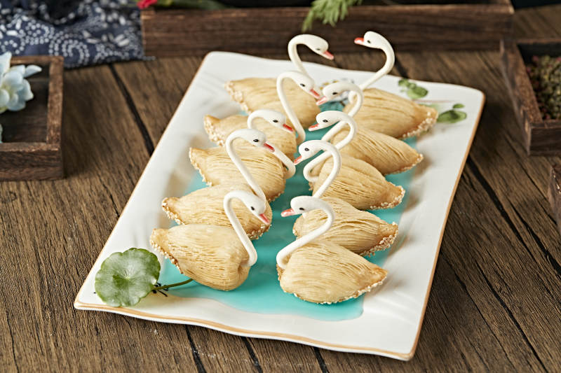 港式茶餐天鹅榴莲酥图片