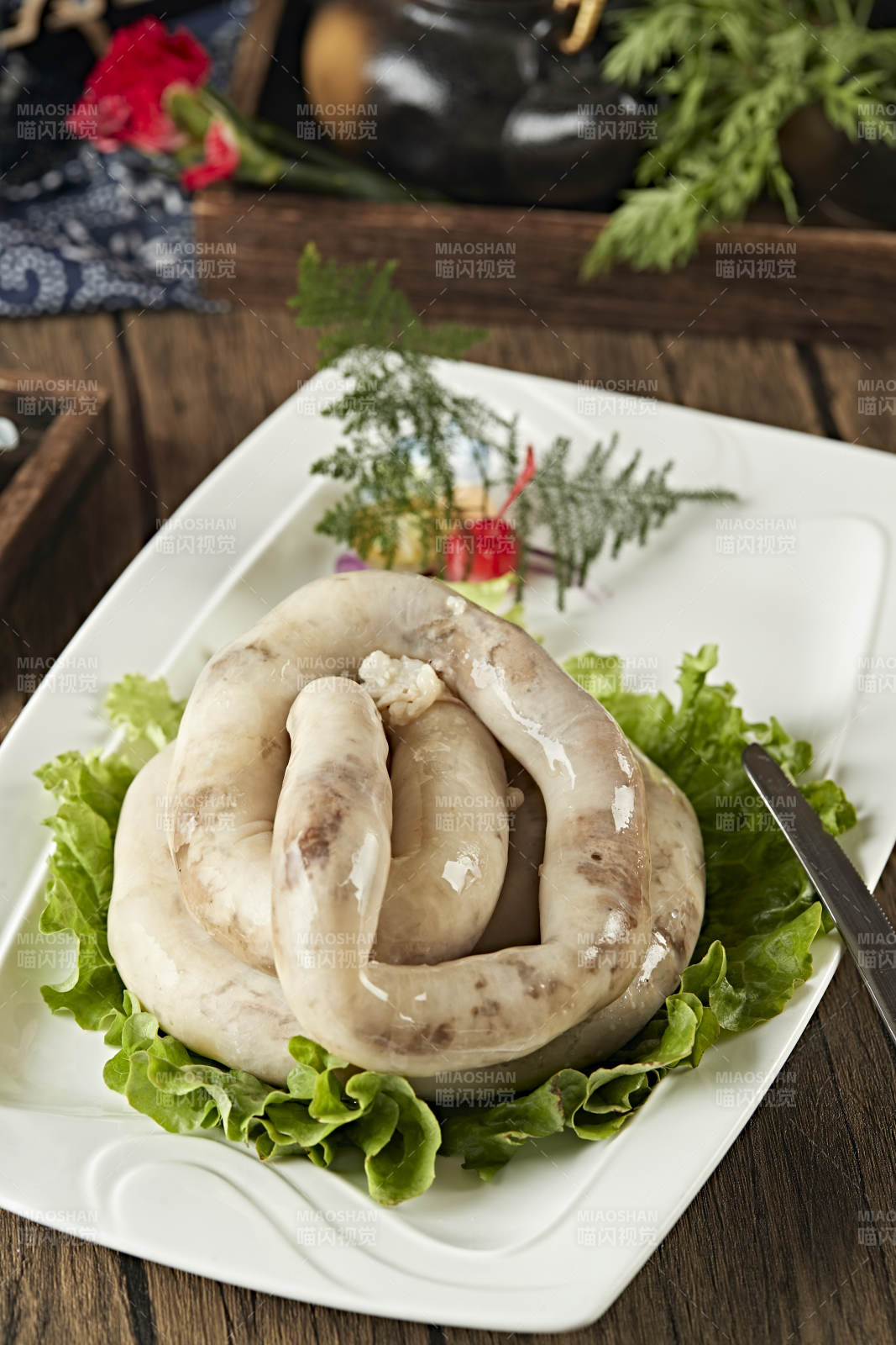 水煮传统蒙餐羊肉肠羊白肠图片