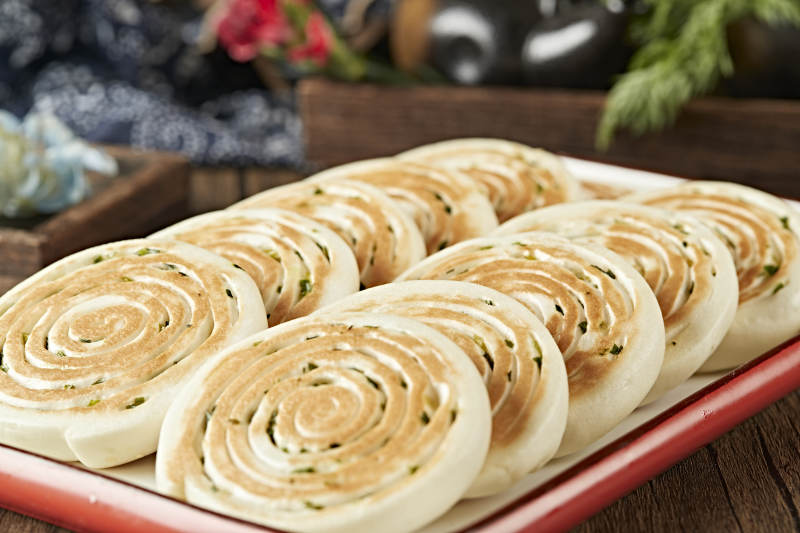 传统葱花饼葱油饼图片