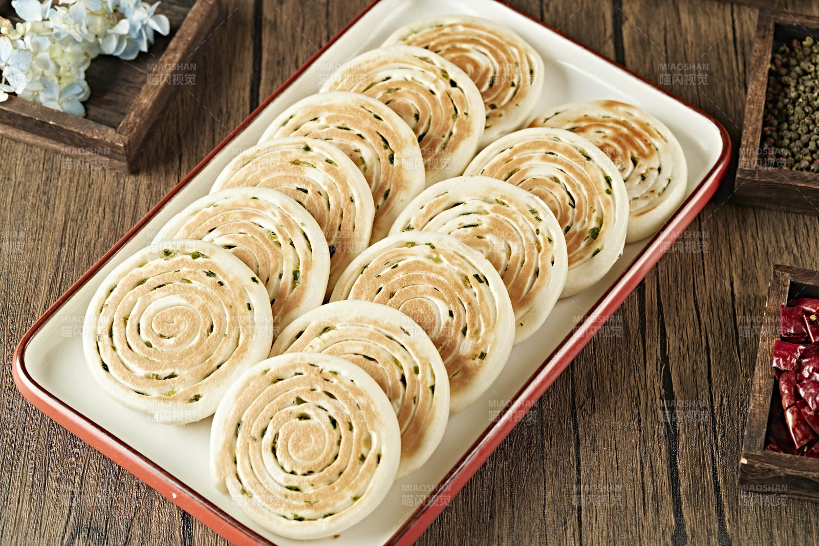 传统葱花饼葱油饼图片