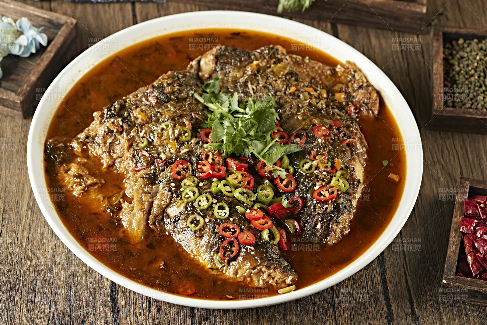 酱焖野生大鱼头图片