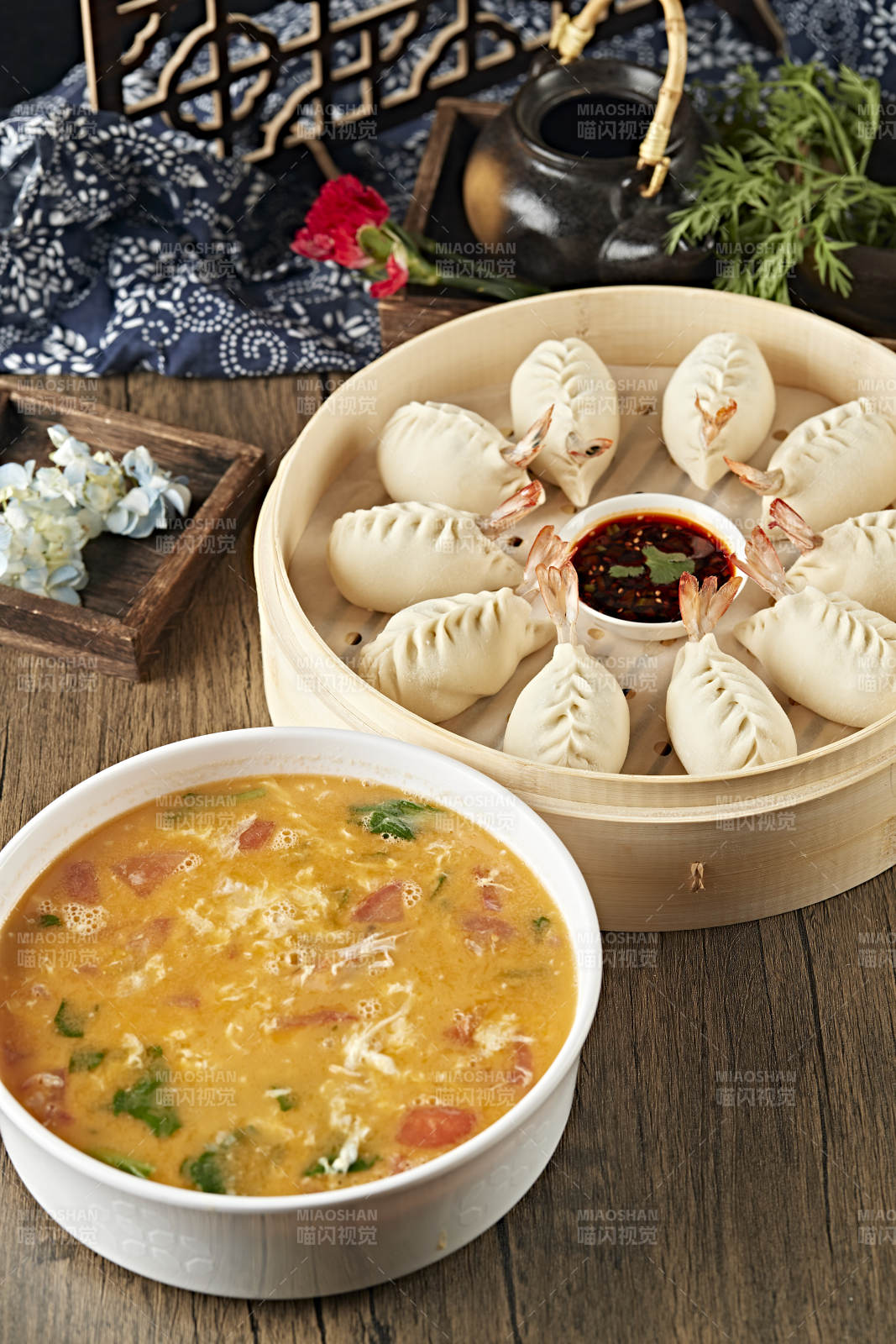 沙县蒸虾饺配番茄鸡蛋汤图片