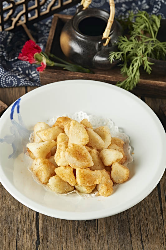 椒盐散粉油炸土豆块图片