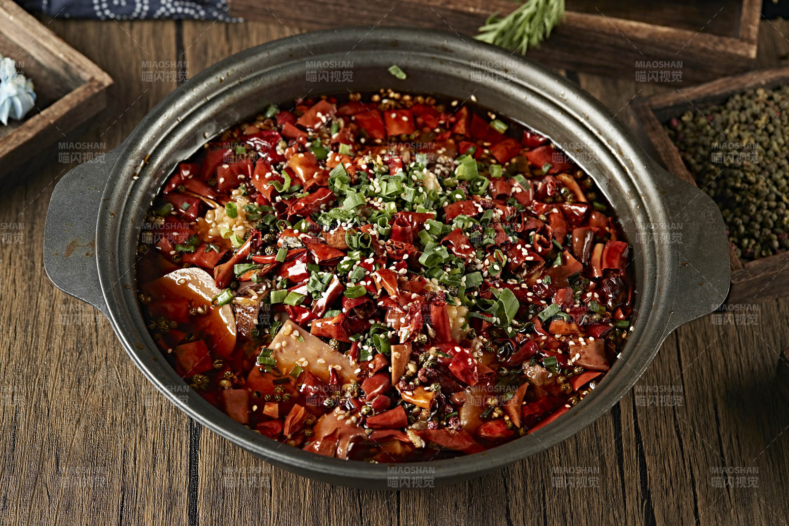 砂锅香辣毛血旺图片