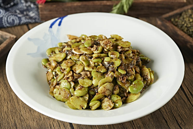 肉沫梅菜炒蚕豆图片