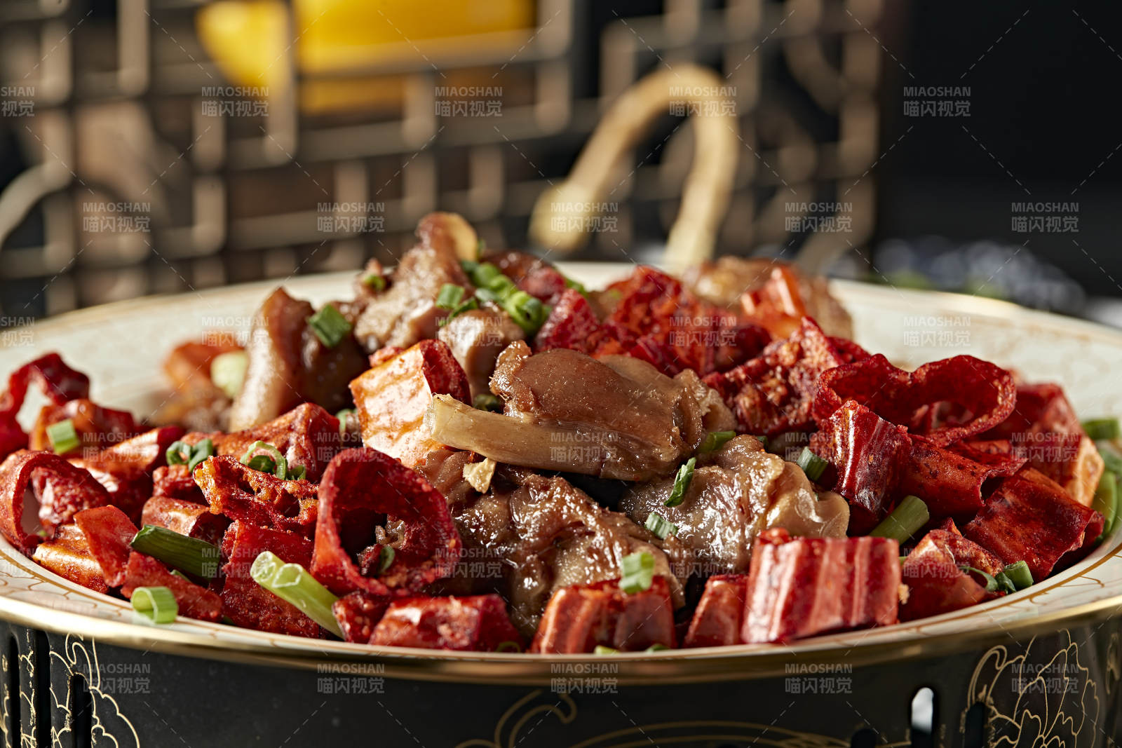 香辣干煸猪蹄块图片