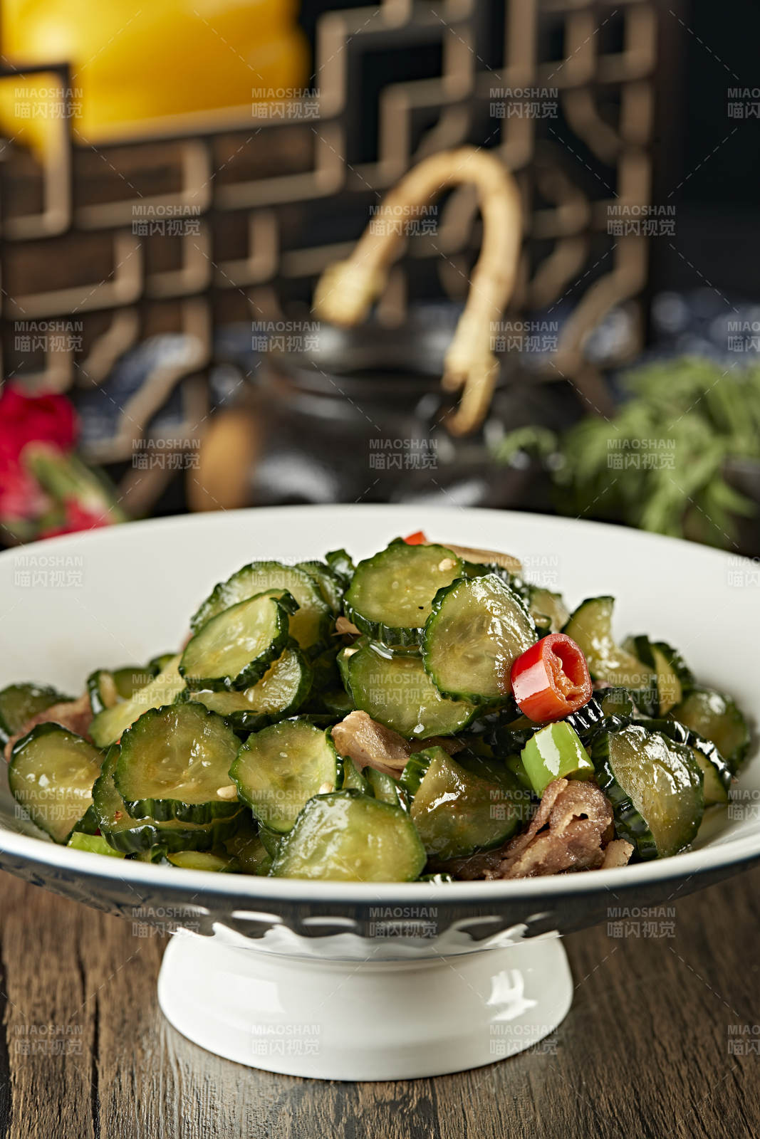 米椒鲜黄瓜片炒肉图片