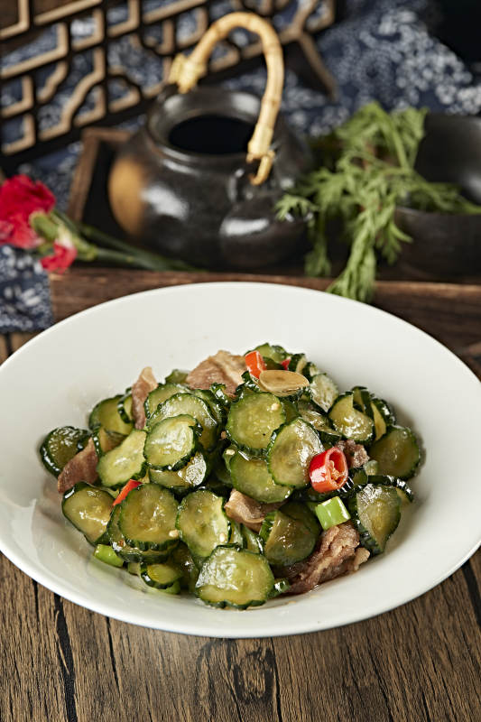米椒鲜黄瓜片炒肉图片