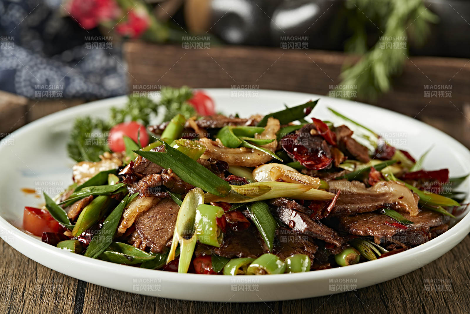 米椒蒜苗辣炒黄牛肉图片