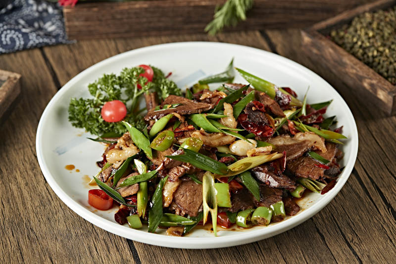 米椒蒜苗辣炒黄牛肉图片