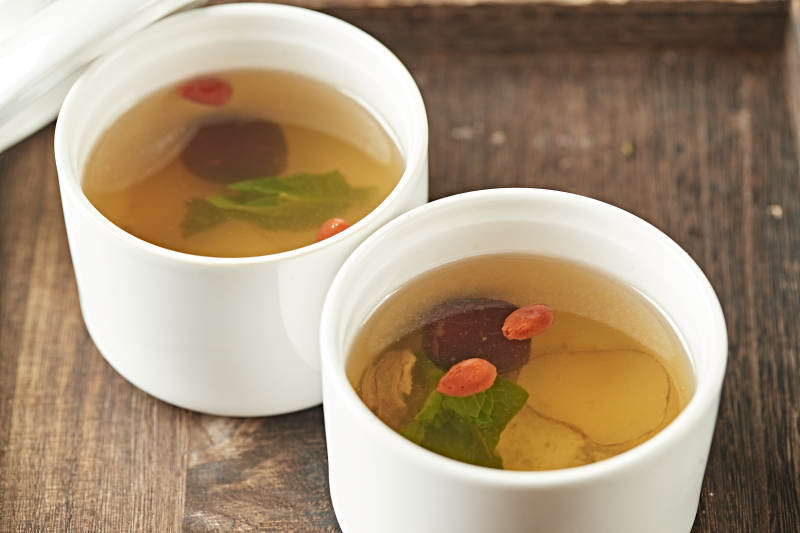 天麻乳鸽汤图片