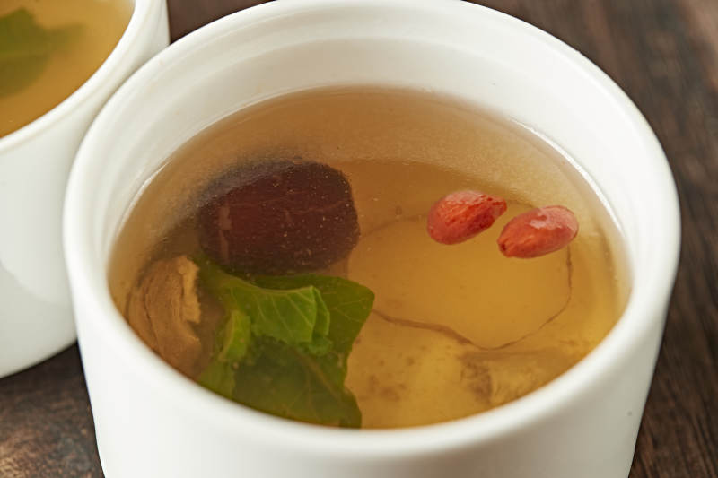 天麻乳鸽汤图片