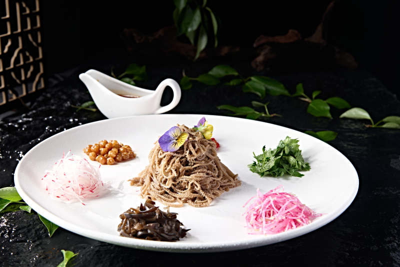 美味凉菜五彩浇汁拌毛肚丝图片