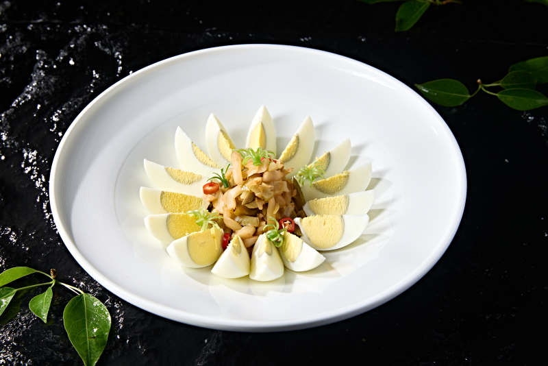 刀切水煮白蛋配涪陵榨菜丝图片