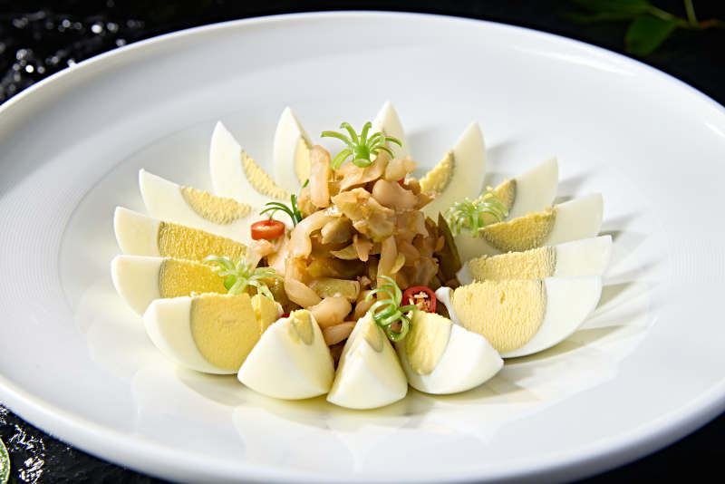 刀切水煮白蛋配涪陵榨菜丝图片