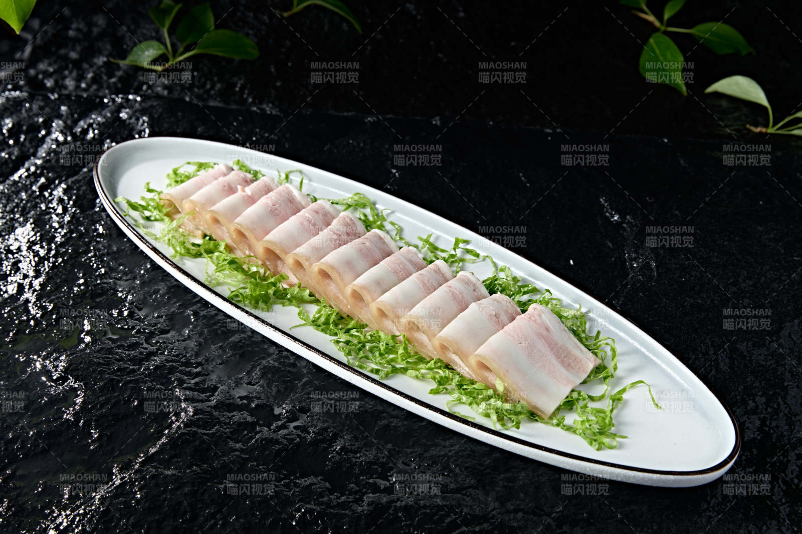 精美凉菜烧白肉配鲜椒酱图片