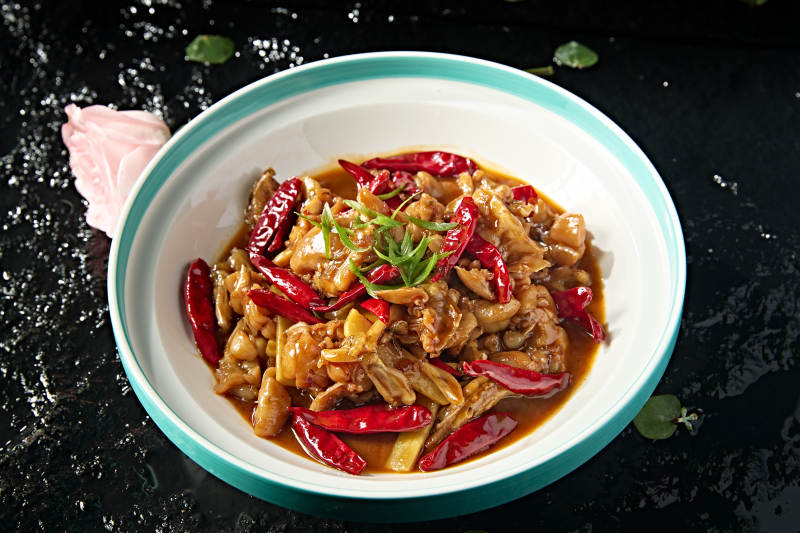 中餐湘菜美味爆辣仔姜烧牛蛙图片