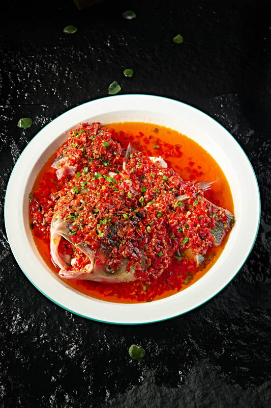 中餐湘菜美味经典剁椒鱼头图片