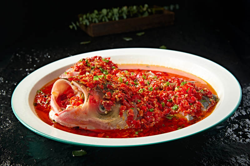 中餐湘菜美味经典剁椒鱼头图片