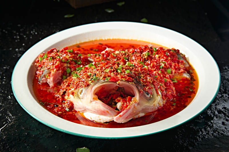 中餐湘菜美味经典剁椒鱼头图片