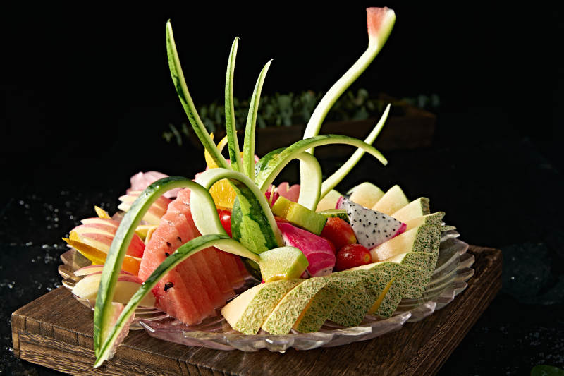 餐饮赠送惠客果盘图片