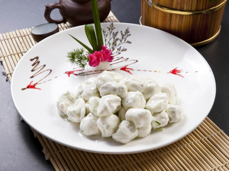 香椿芽炒飞龙图片