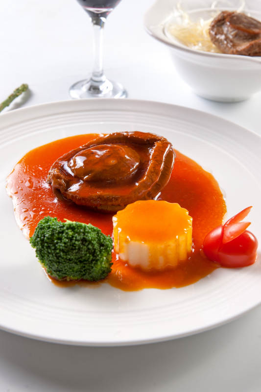 浇汁大南非干鲍梅花参图片