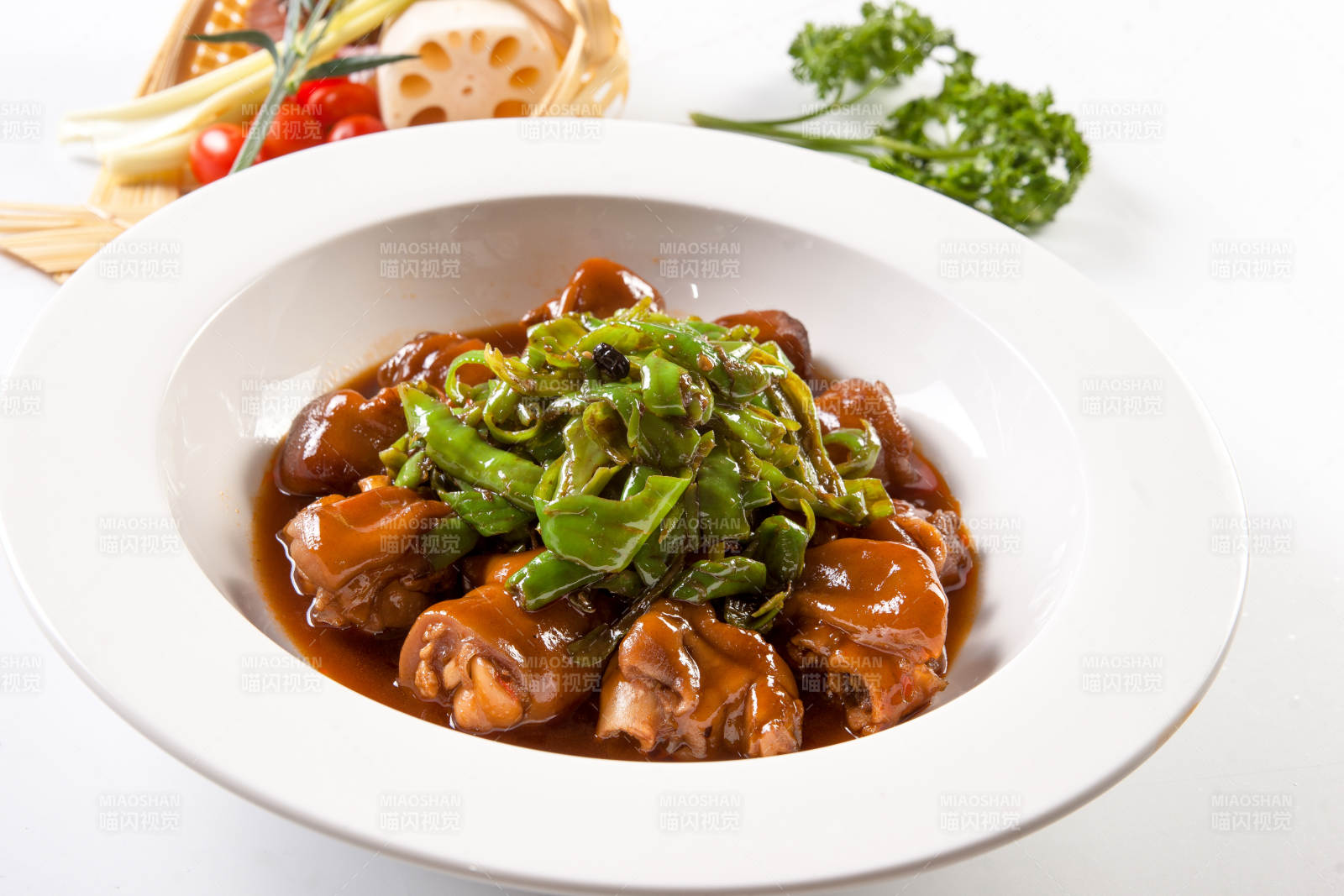 豆豉泰椒猪蹄块图片