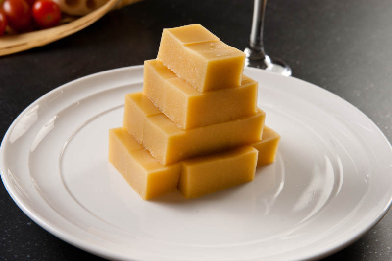 老北京宫廷小吃豌豆黄图片